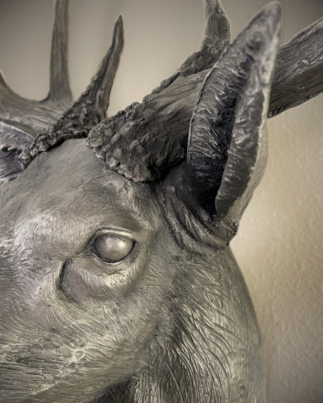 White Bronze Deer Wall Mount Trophy Buck