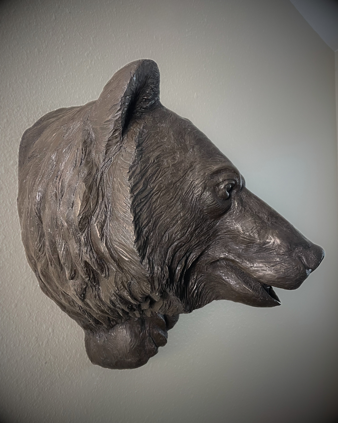 Bronze Bear Wall Mount
