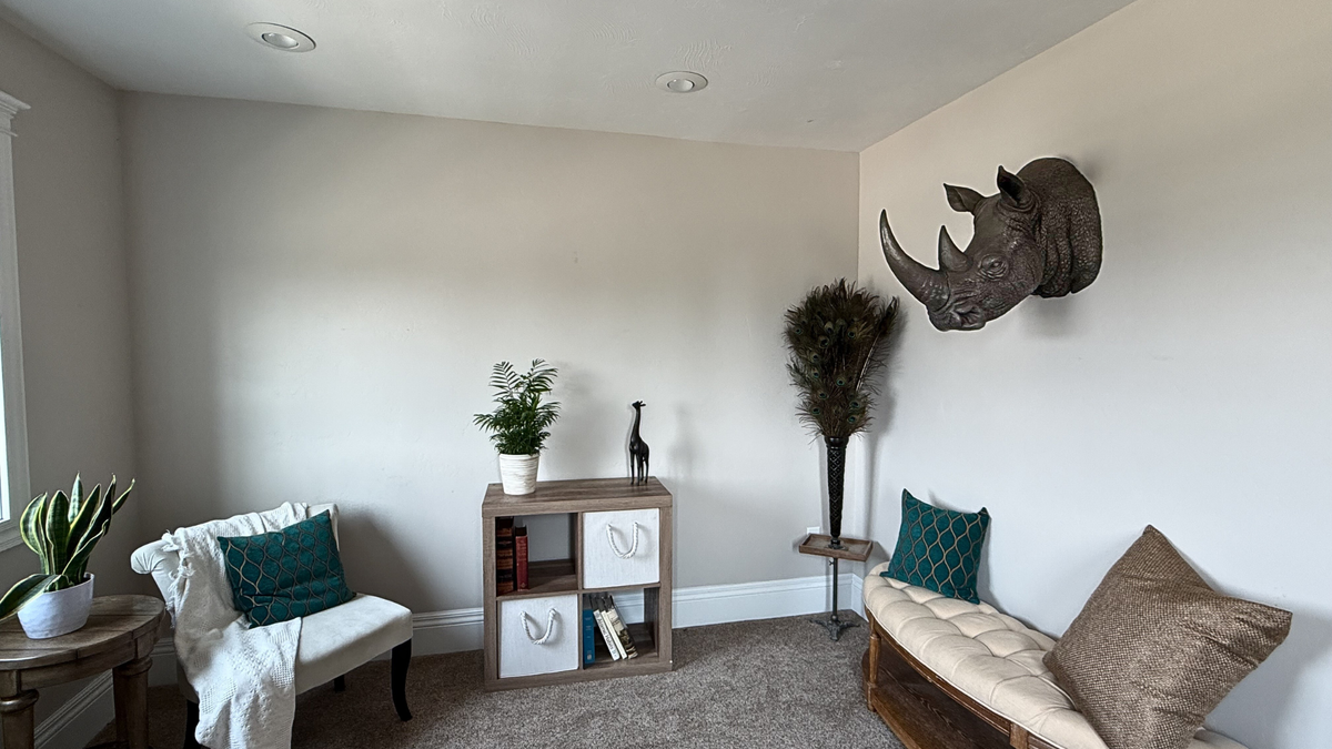 Bronze Rhinoceros Head Mount
